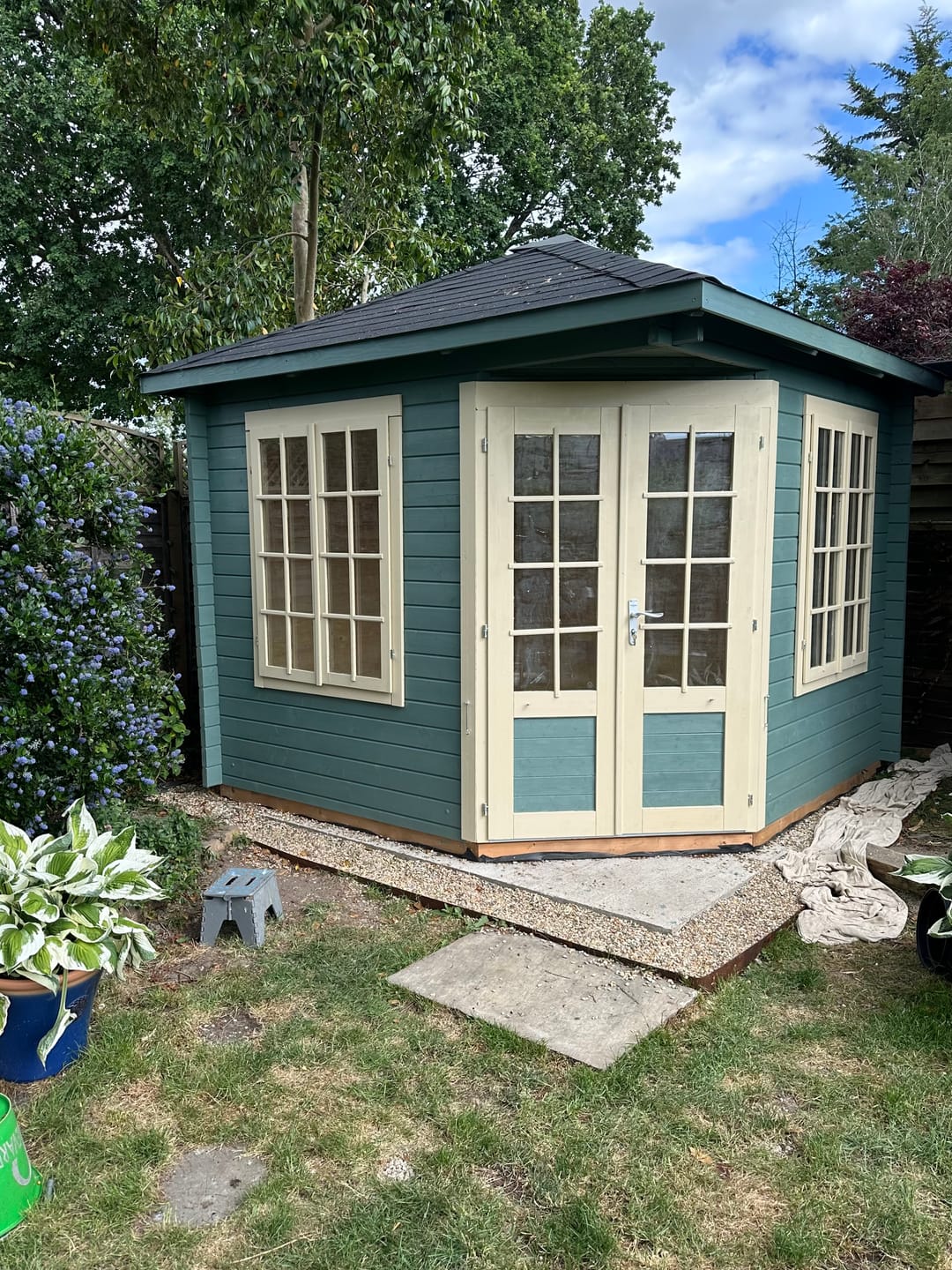 Customer photo review of Melanie XS (2.8x2.8m | 6.9m2 | 44mm) Heavy Duty Corner Summer House