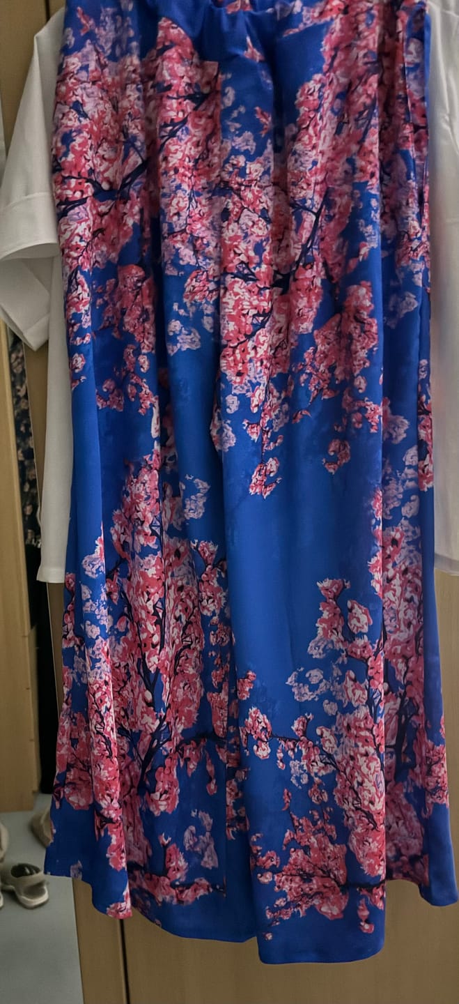Customer photo review of Blue Blossom Print Lightweight Bubble Crepe Non Stretch Fabric