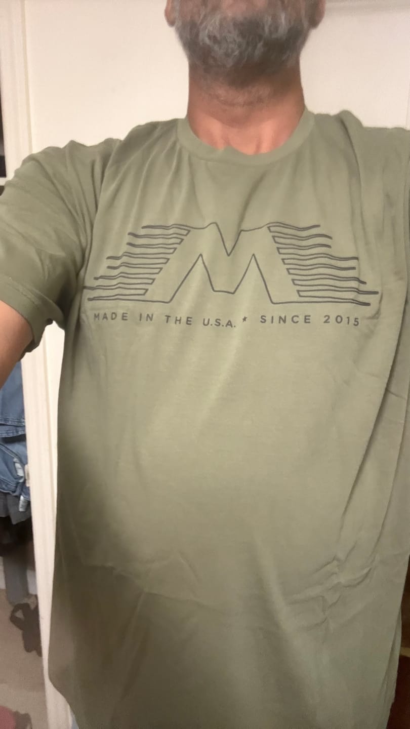 Customer photo review of Military Green Flying M Shirt