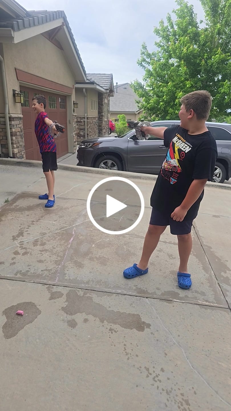 Customer video review of The SplashyGun