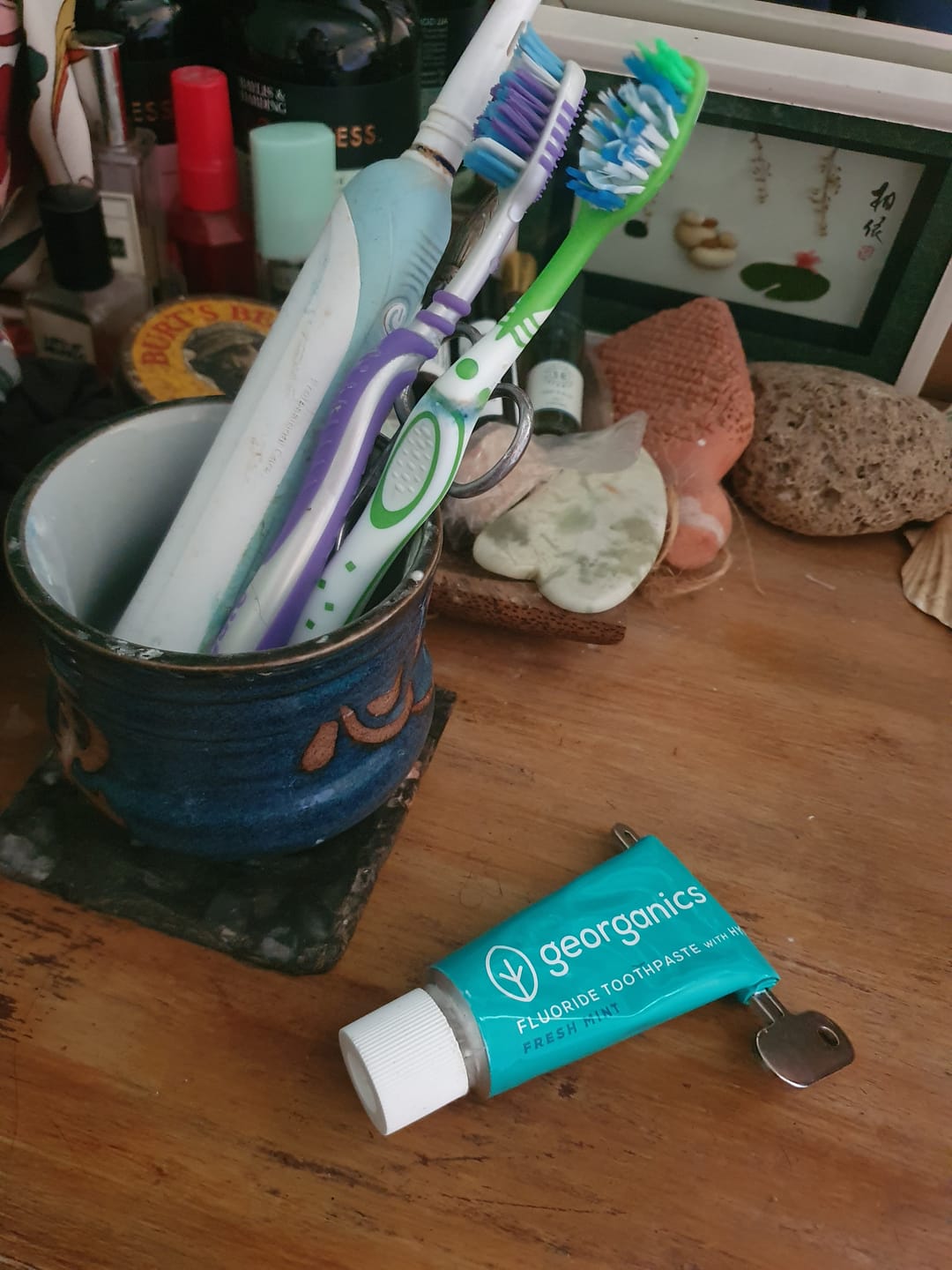 Customer photo review of Toothpaste with Hydroxyapatite - Fresh Mint - Fluoride