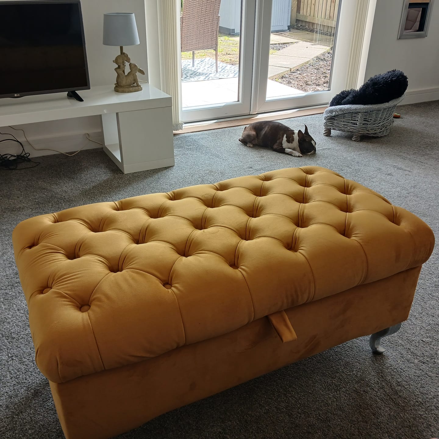 Customer photo review of Regent Artisan Storage Ottoman – Handmade Chesterfield Bench UK