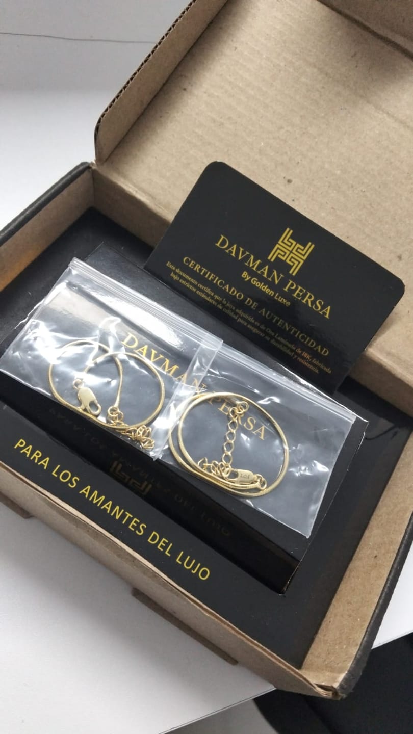 Customer photo review of Pulseras Figaro en Oro laminado 18k Para Pareja
