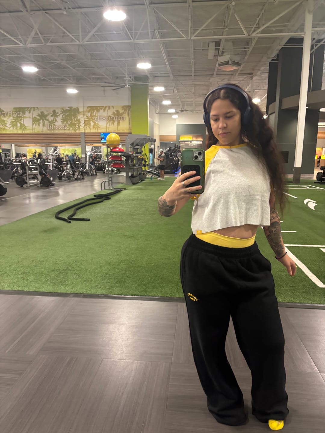 Customer photo review of W2241 - P.E. Rawcut Sweats