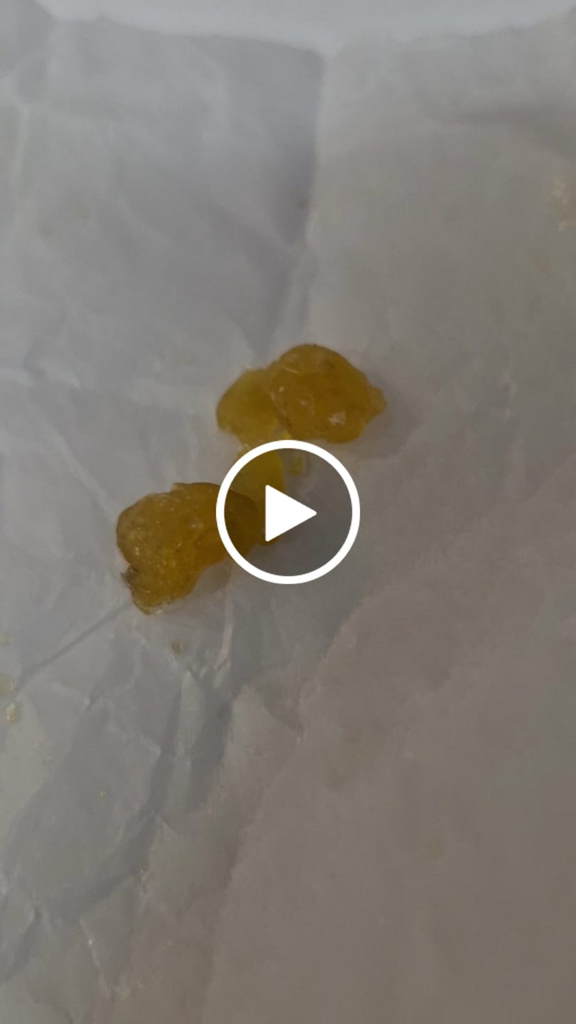 Customer video review of Watermelon Papaya Shatter 7G(Buy 1 Get 1)