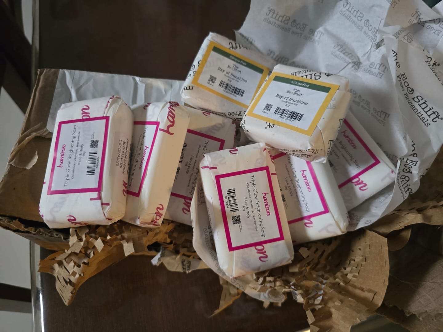 Customer photo review of Hamison Triple Glow Brightening Soap 90g