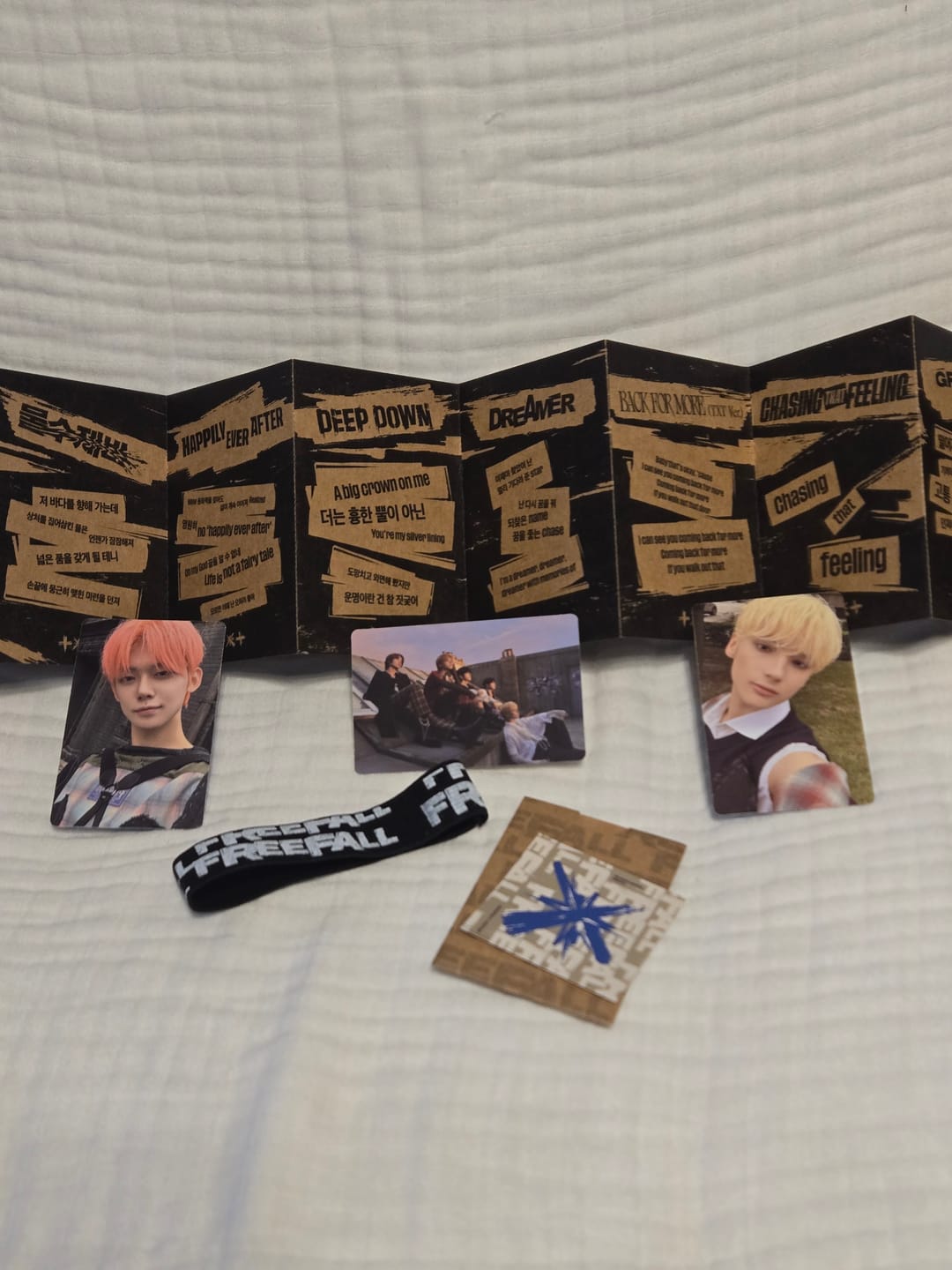 Customer photo review of TXT - FREEFALL 3RD FULL ALBUM WEVERSE ALBUMS
