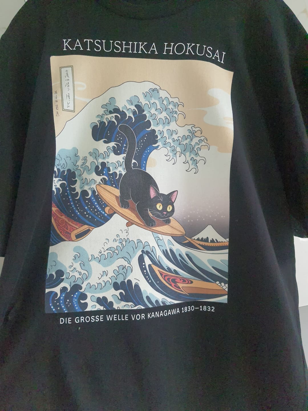 Customer photo review of Die große Welle Premium T-Shirt