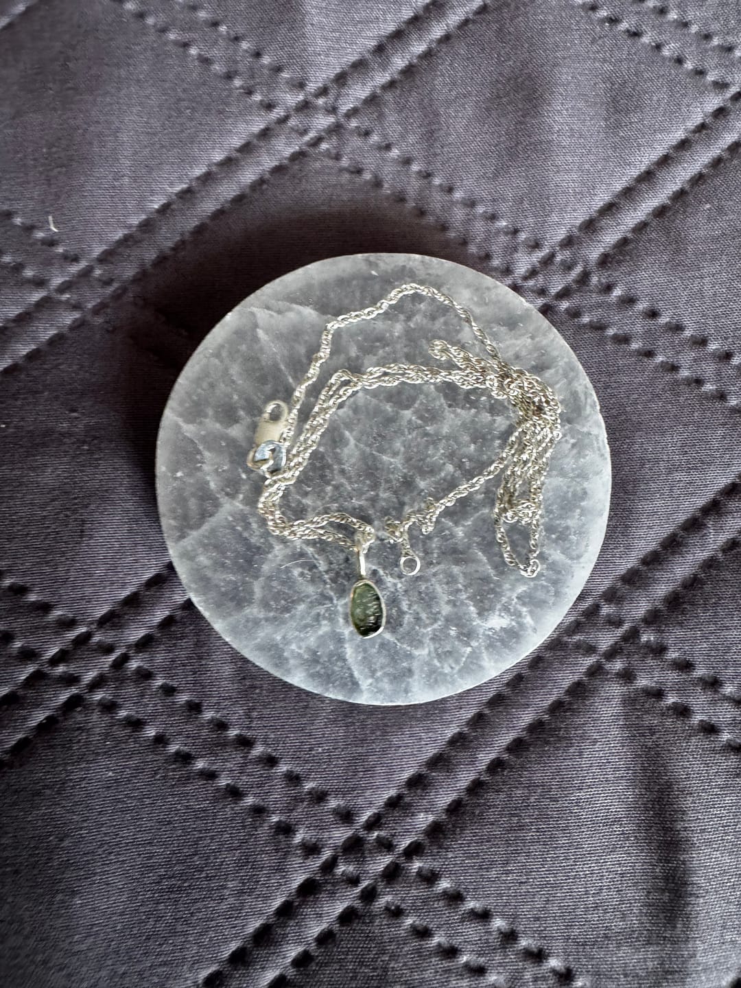 Customer photo review of Moldavite - Mini necklace pendant