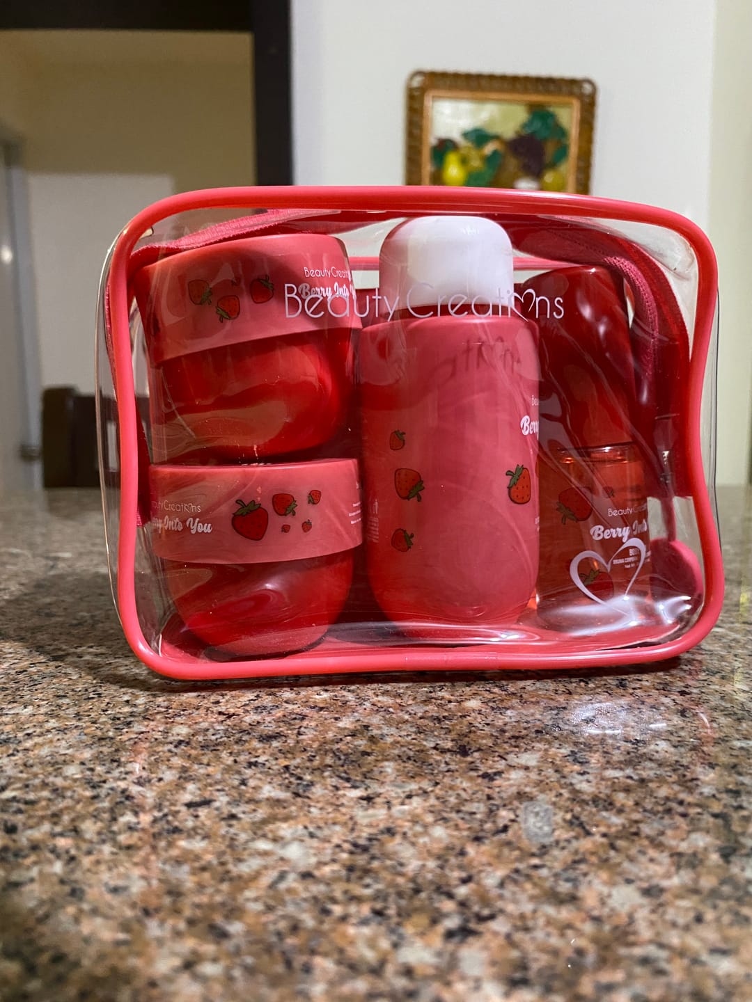 Customer photo review of Kit de Viaje Sweet Dose Berry Beauty Creations - Venta al por Mayor 12 Sets (SD-TB1)