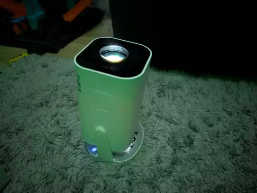 Customer photo review of 4K Smart Mini-Projektor – WiFi6 Android Heim & Outdoor