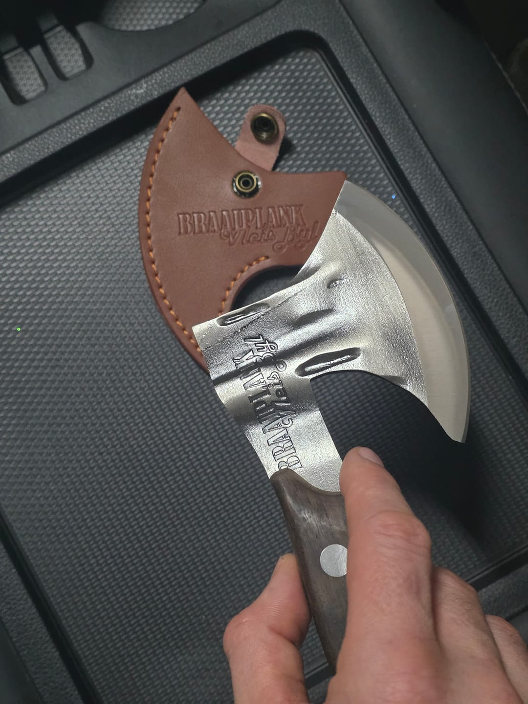 Customer photo review of VleisByl (Hammer Forged Butchers Axe)