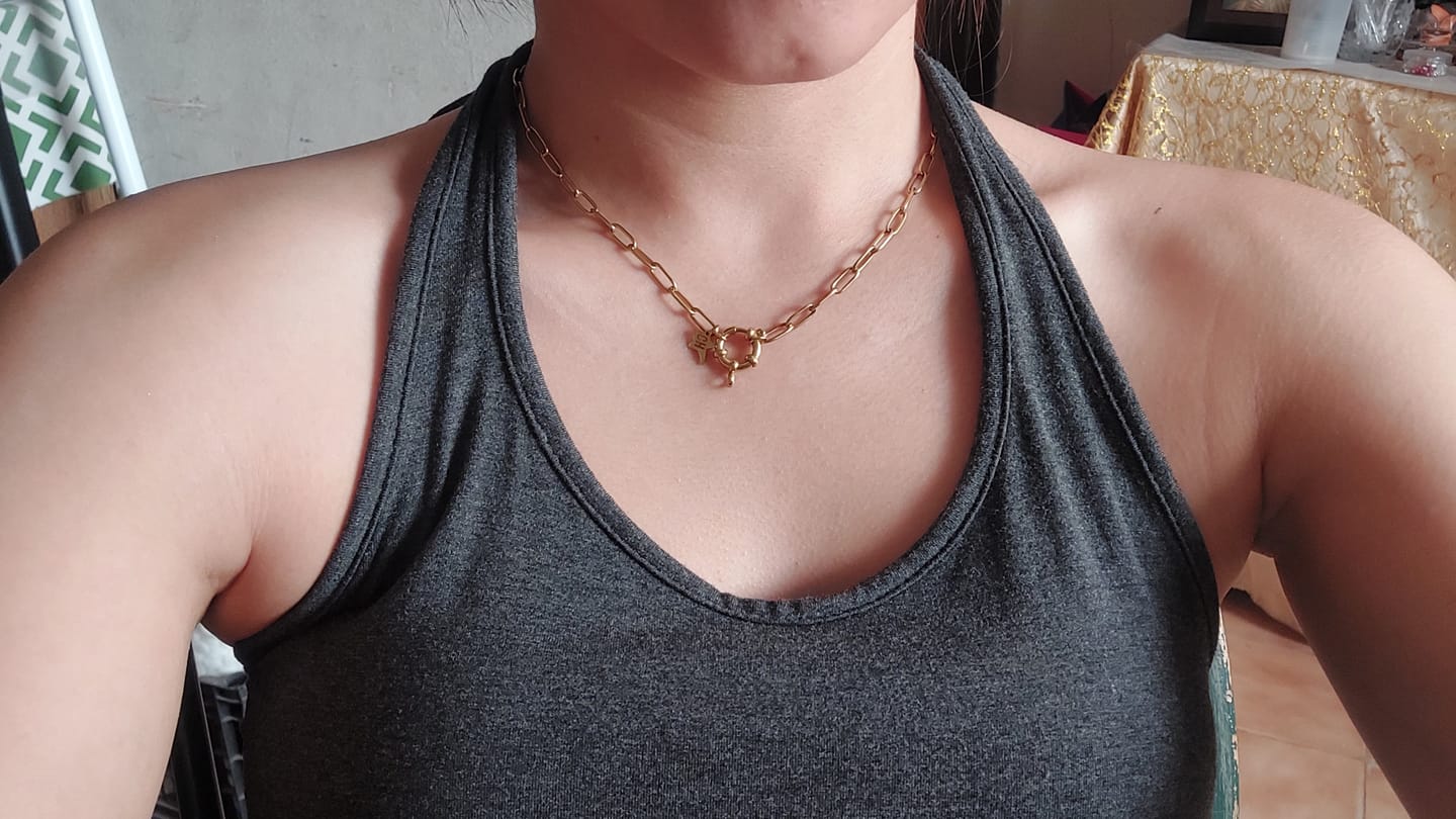 Customer photo review of Collar Helga