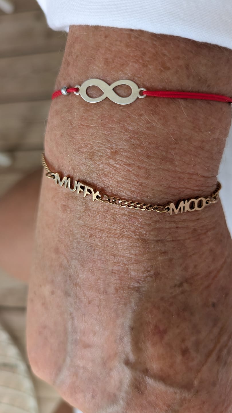 Customer photo review of Personalisiertes Namensarmband