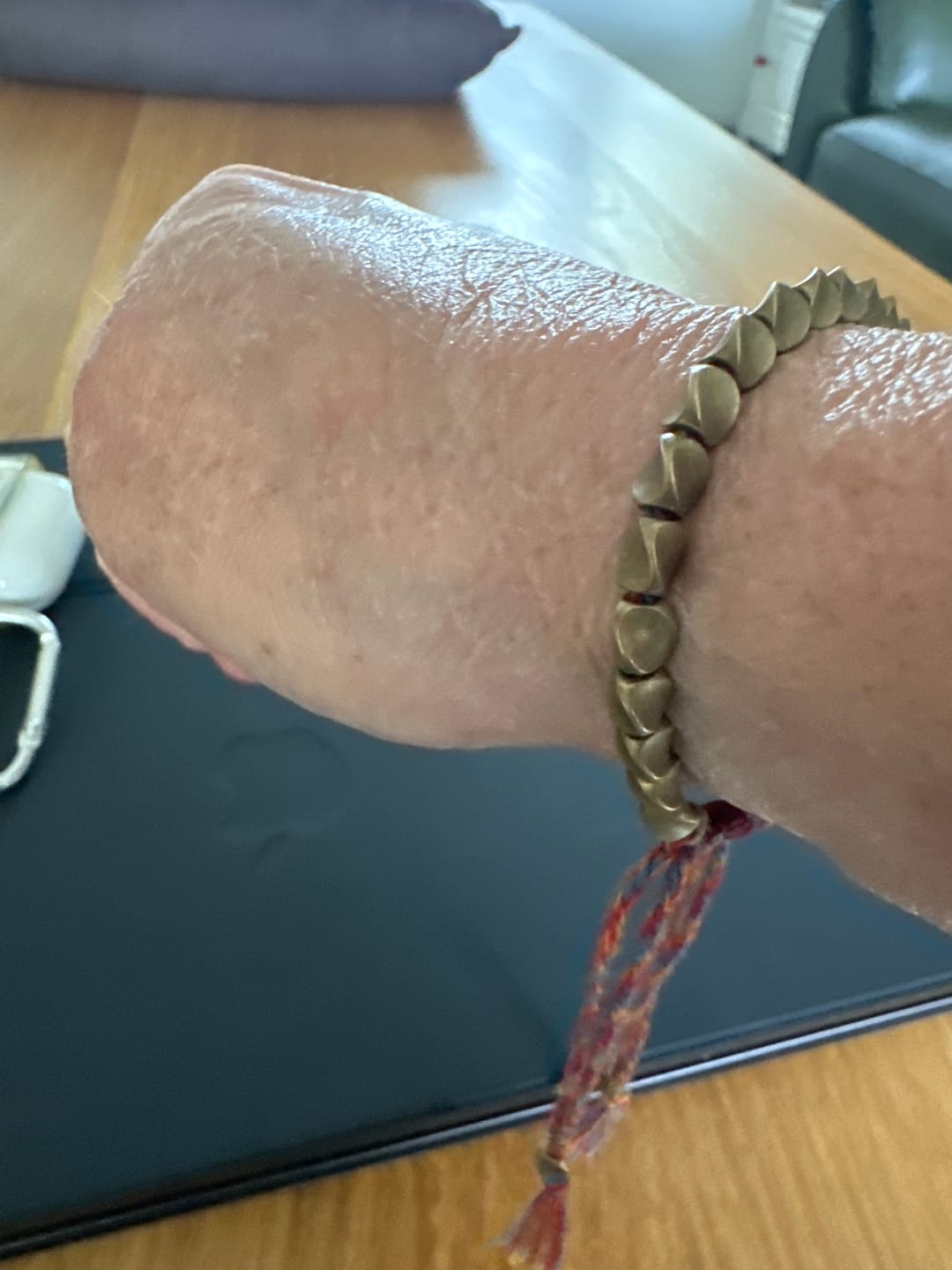 Customer photo review of Bracelet Tibétain en Perles de Cuivre