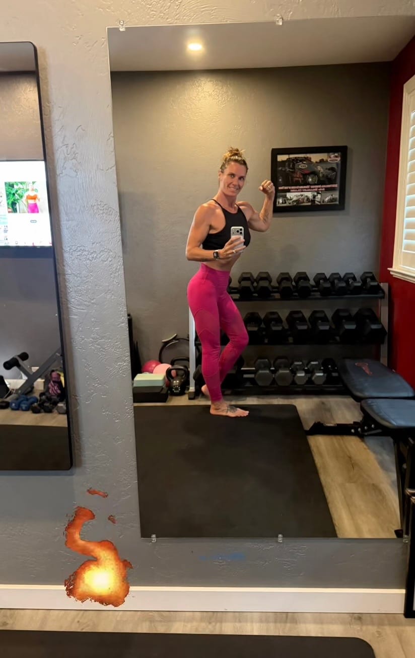 Customer photo review of DAYDREAM Performance Mesh Wrapped Legging