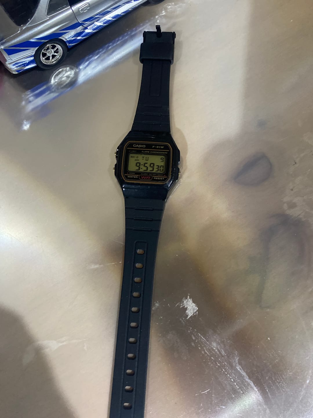 Customer photo review of Correa De Repuesto Casio Bands 71604002 (F-91W, F-105W, etc.)