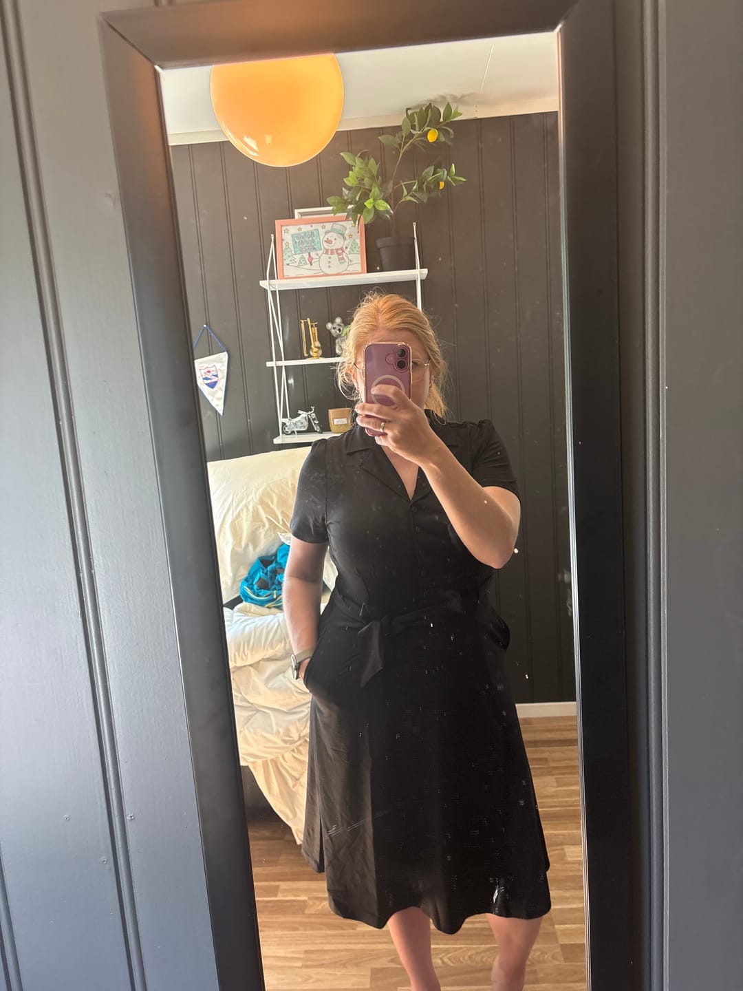 Customer photo review of Sheeva kjole kortermet - svart