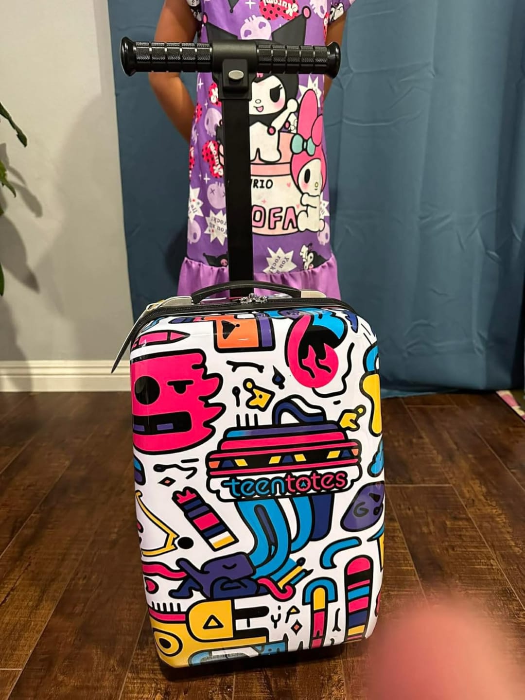 Customer photo review of Graffiti Detachable Scooter Luggage