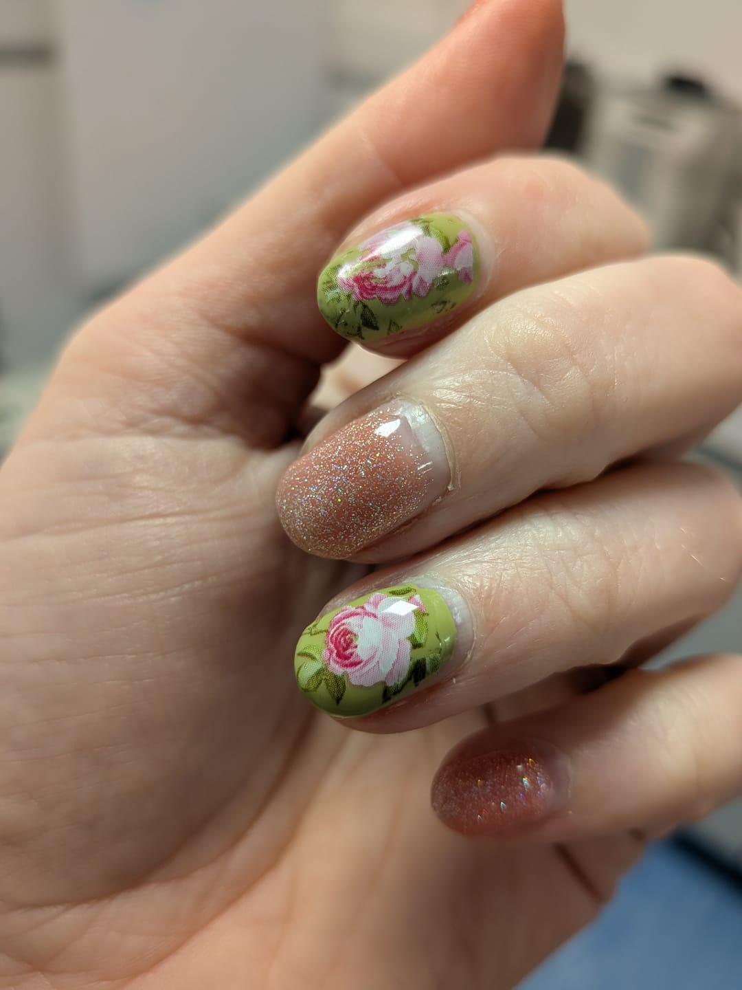 Customer photo review of Semilac 659 Matcha Latte UV Gel Polish