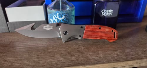 Customer photo review of HOLY GRAIL™ POCKET KNIFE