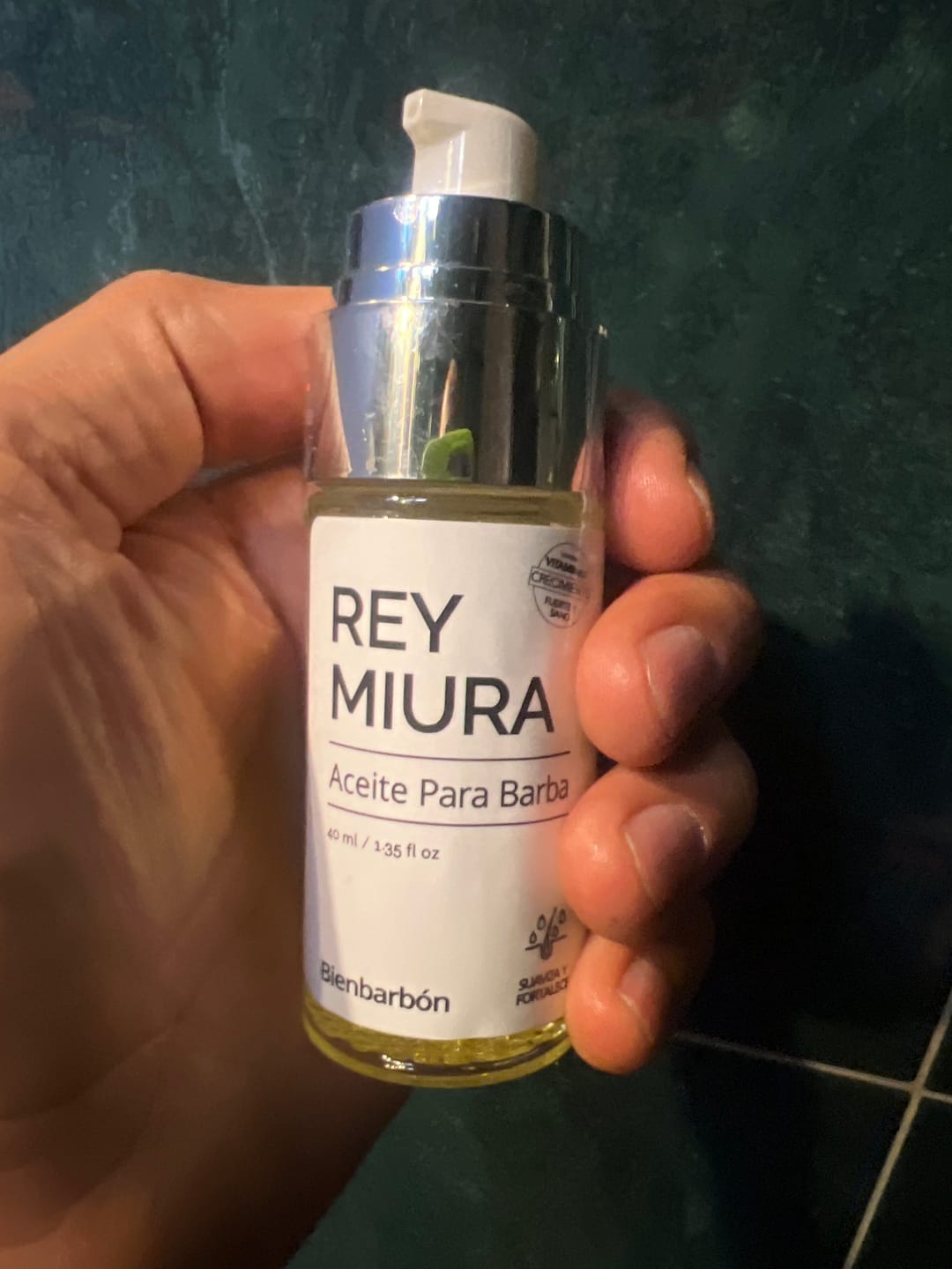 Customer photo review of 2 Aceites + 1 Shampoo Para Barba · Paquete 3 Piezas