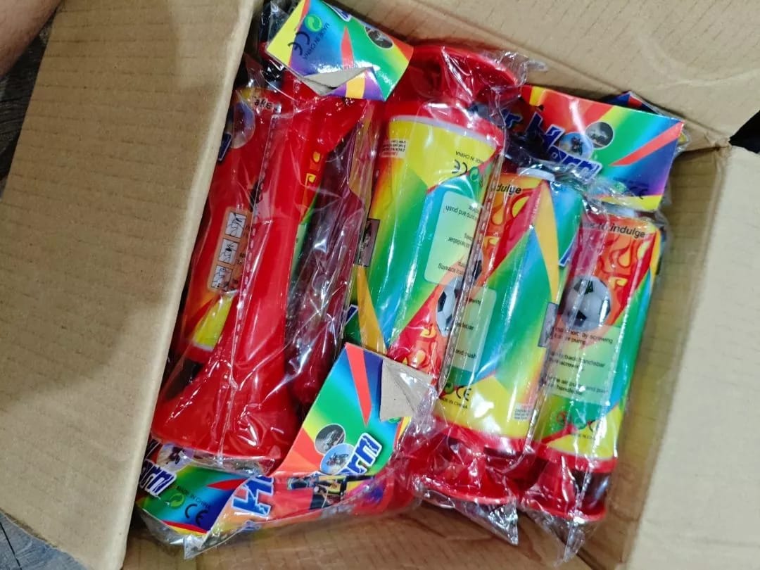 Customer photo review of Wiederverwendbares Lufthorn – Lautes Stadionhorn für Fans