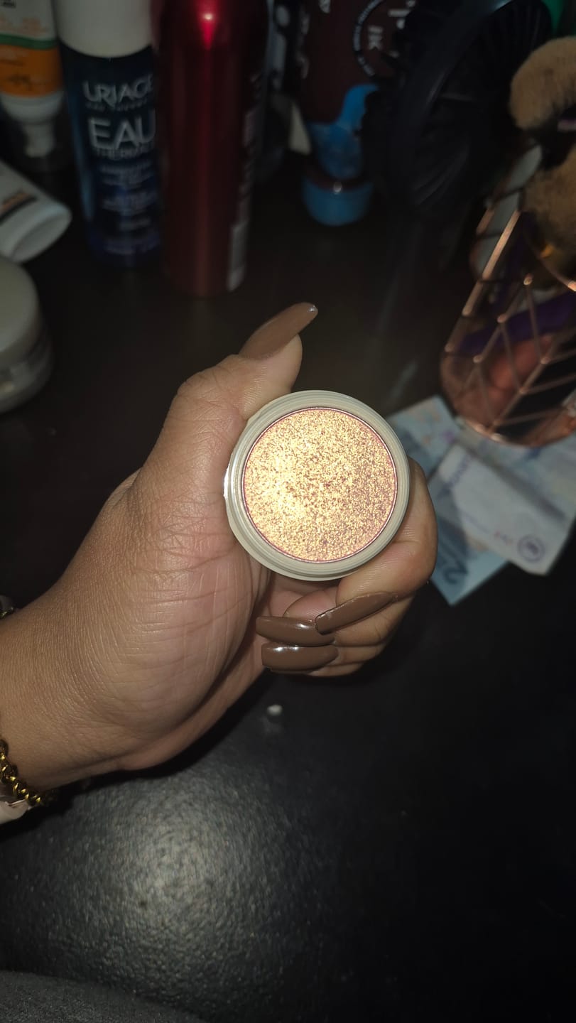 Customer photo review of SOMBRA CREMOSA INDIVIDUAL