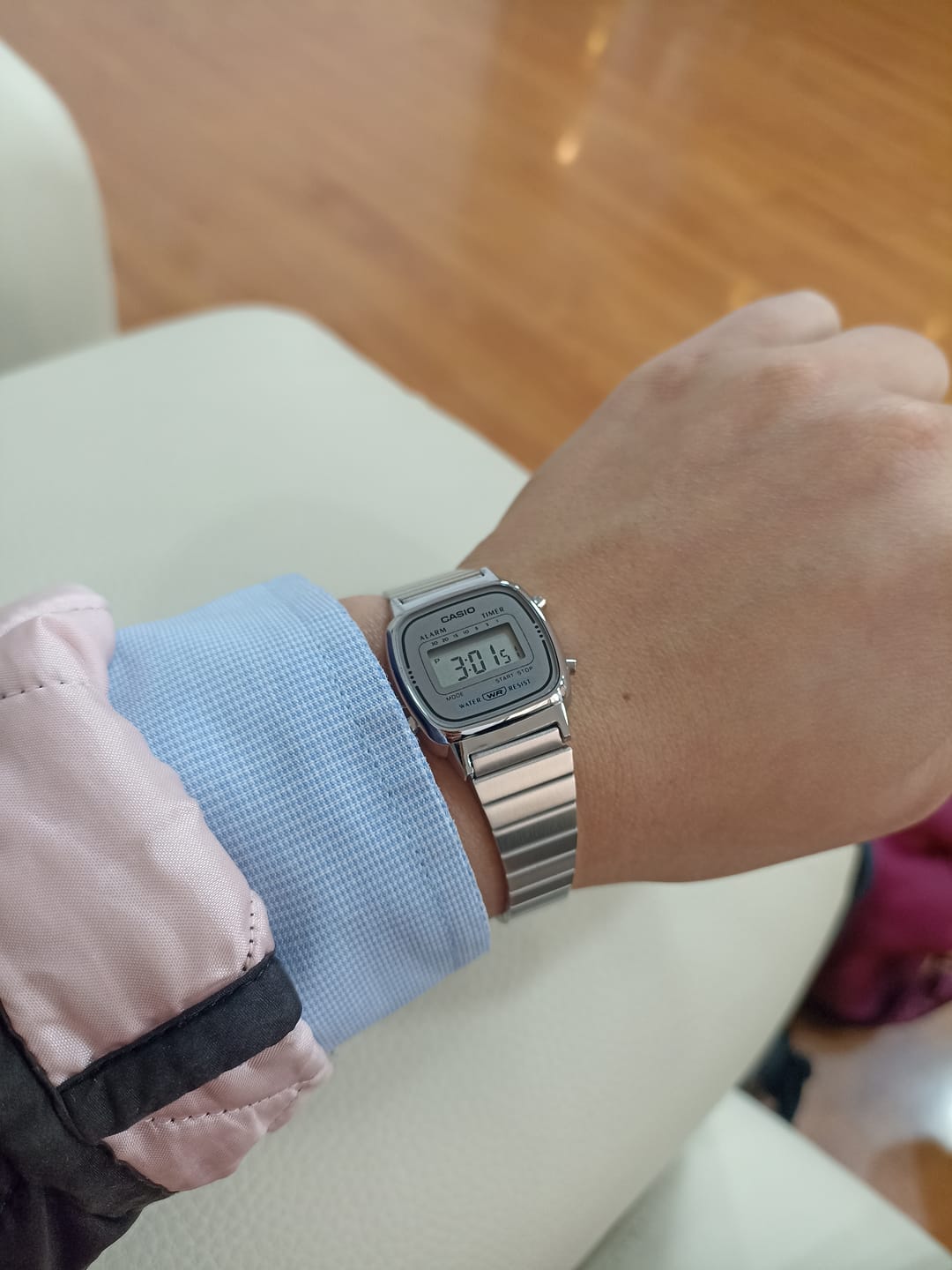 Customer photo review of Reloj Casio Vintage LA670WA-7 Plateado