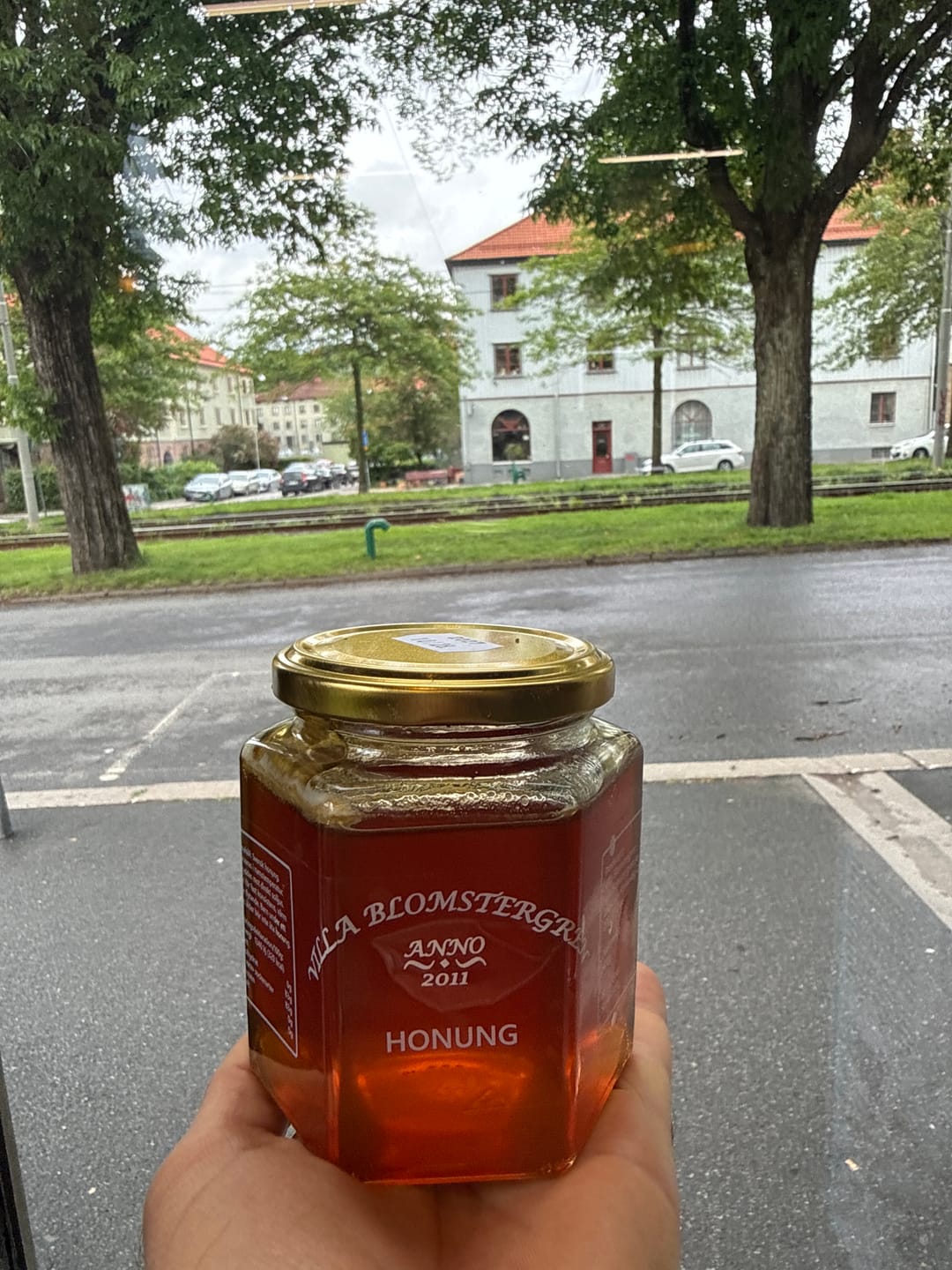 Customer photo review of 2 kg Svensk Flytande Honung (4 × 500 g) + Honungspump