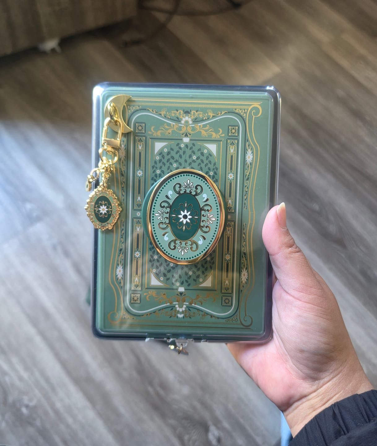 Customer photo review of Literati Sage Charmlet