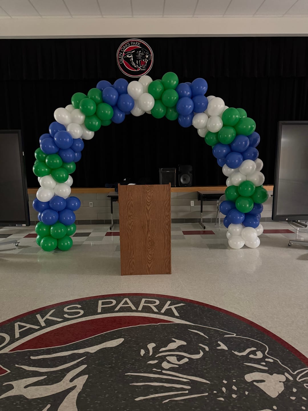 Customer photo review of 10x8 Ft Aluminum Balloon Arch Frame Wedding Arch Stand