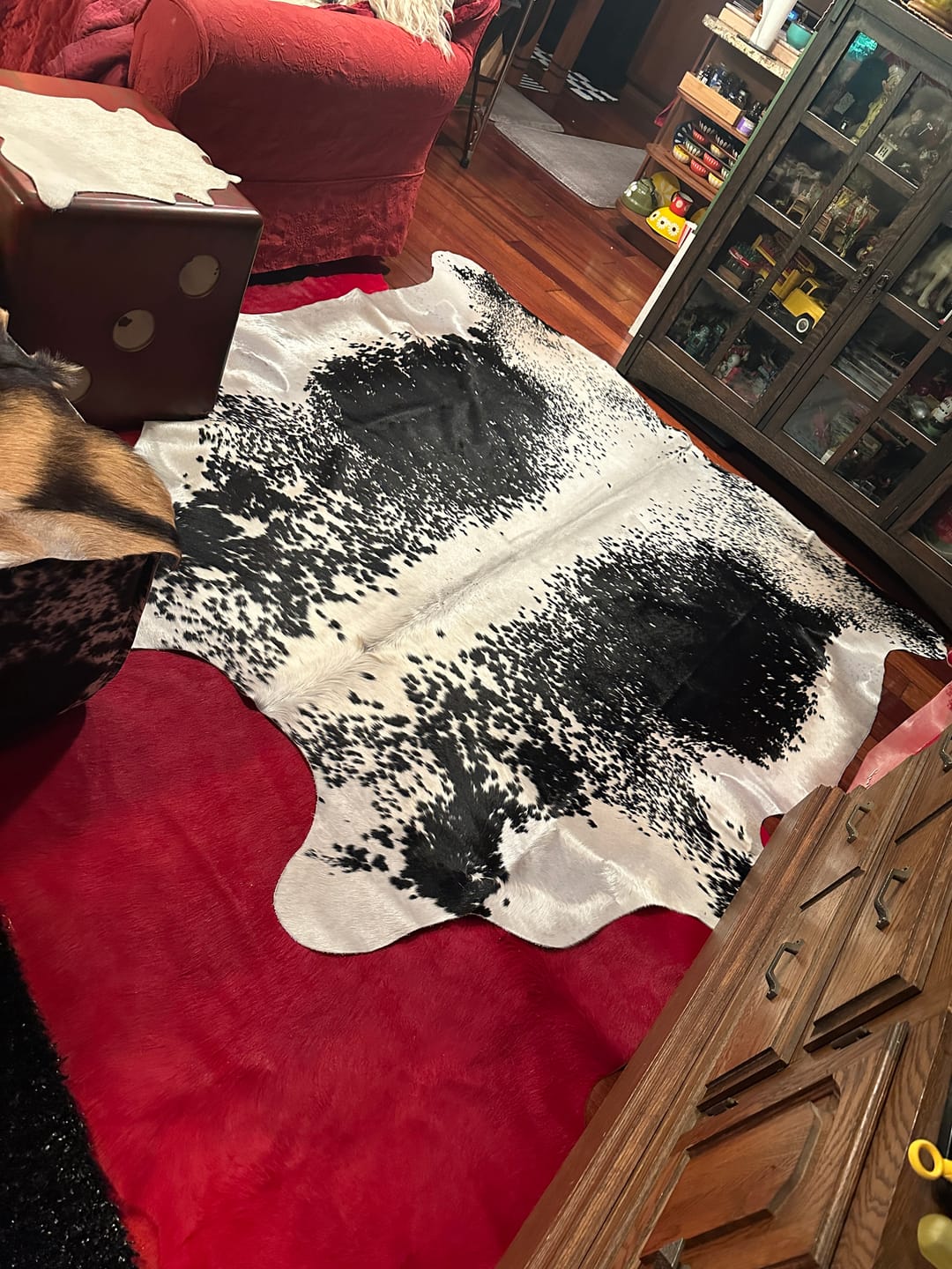 Customer photo review of SUPER SALE Black Salt & Pepper Natural Cowhide Rug - XX-Large 7' 8"H x 7' 2"W