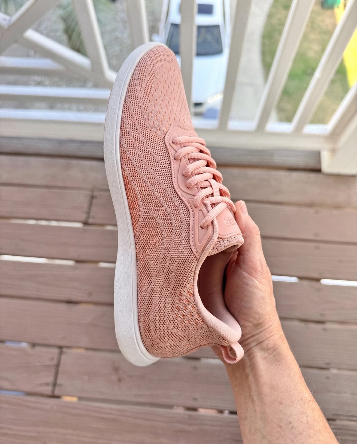 Customer photo review of Rosé Sky — Hands-Free Barefoot Shoes for Pain-Free Walking