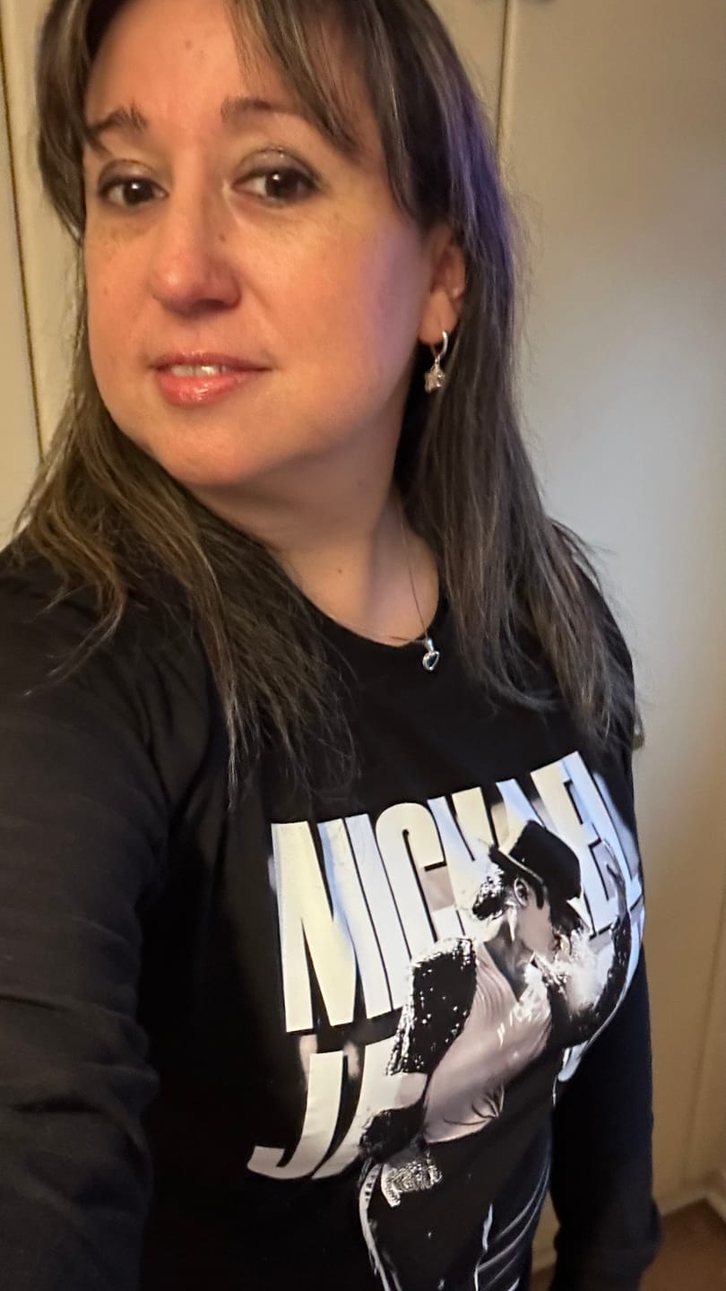 Customer photo review of Michael Jackson – Moonwalk