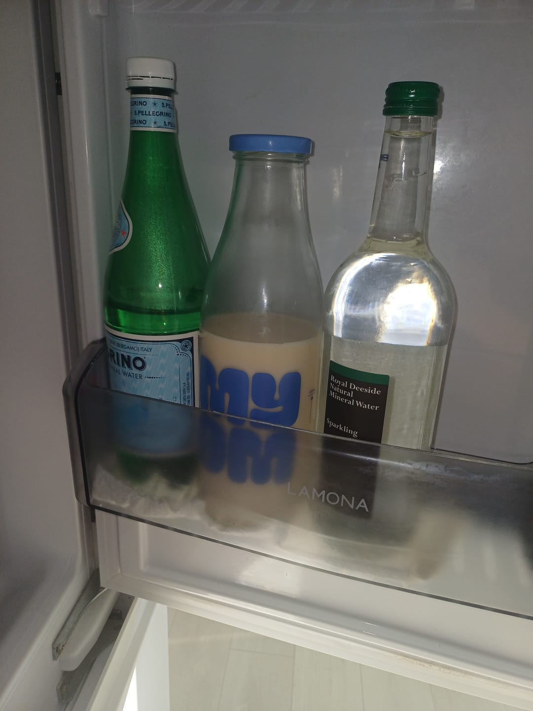 Customer photo review of MYOM 1L Oat Milk-Free Drink Value Bundle