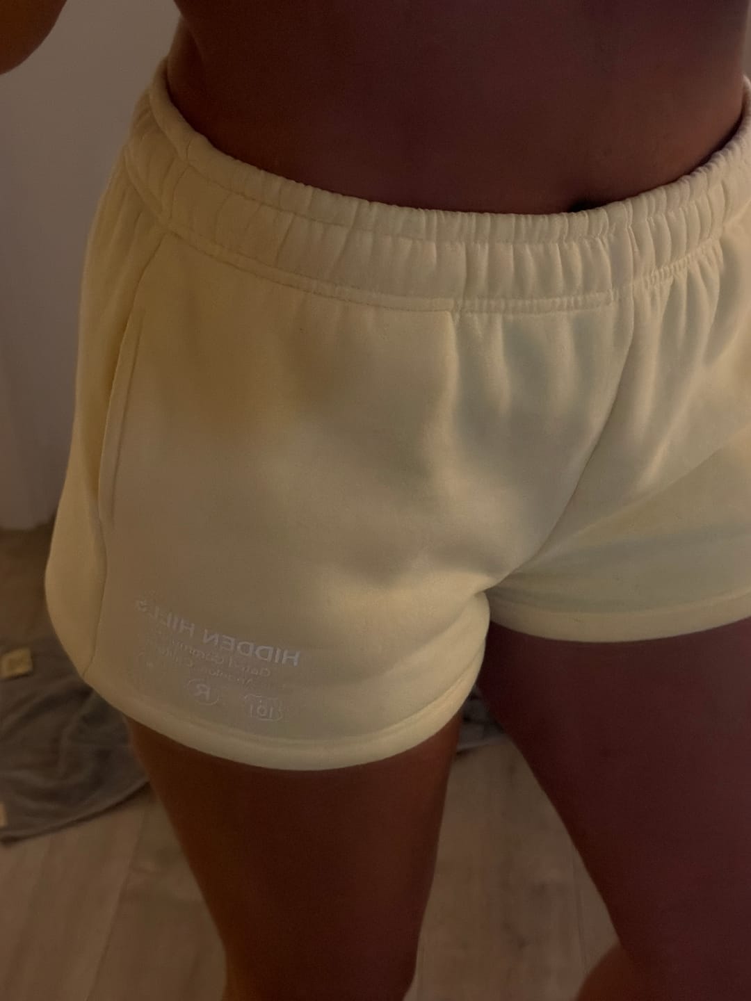Customer photo review of LABEL SHORTS BUTTER YELLOW