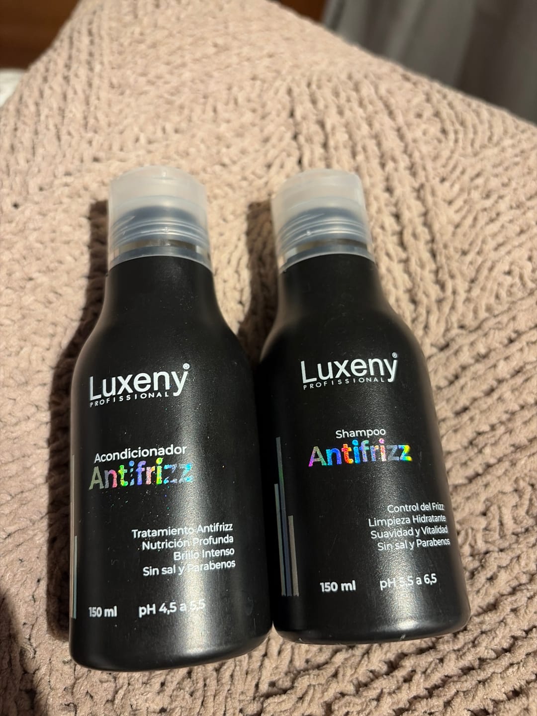 Customer photo review of Acondicionador Antifrizz 150 ml