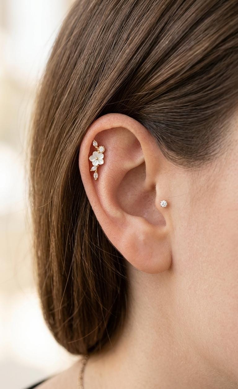Customer photo review of Piercing de Florecita con Zirconias