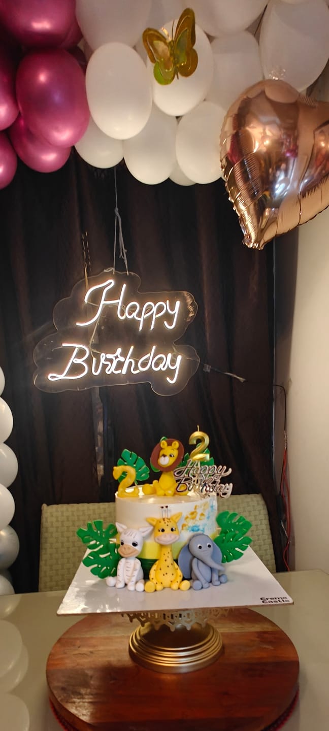 Customer photo review of Animal Party Birthday Cake