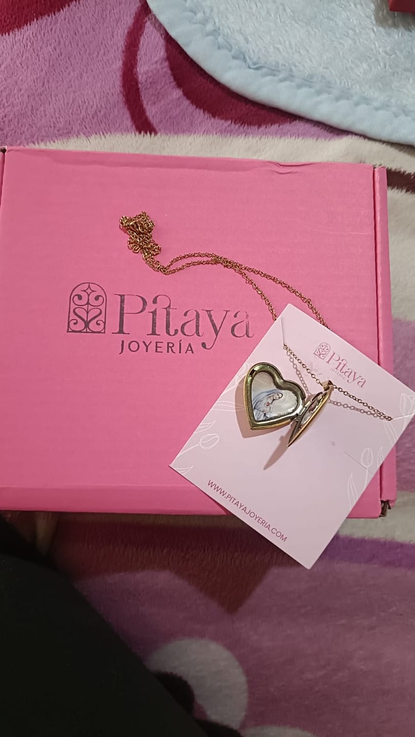 Customer photo review of Relicario Heart Gold Personalizado Foto a Color