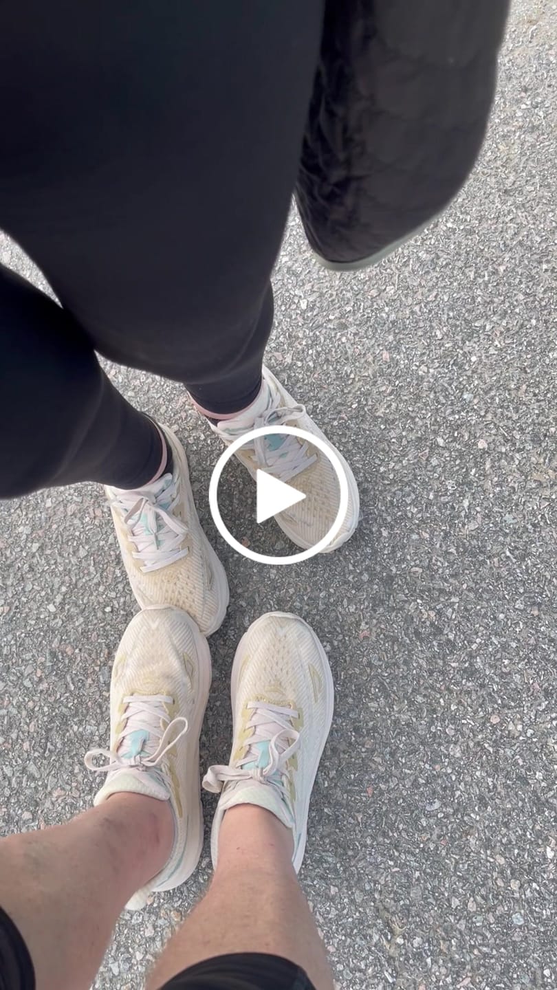 Customer video review of NOKA V1 Träningsskor