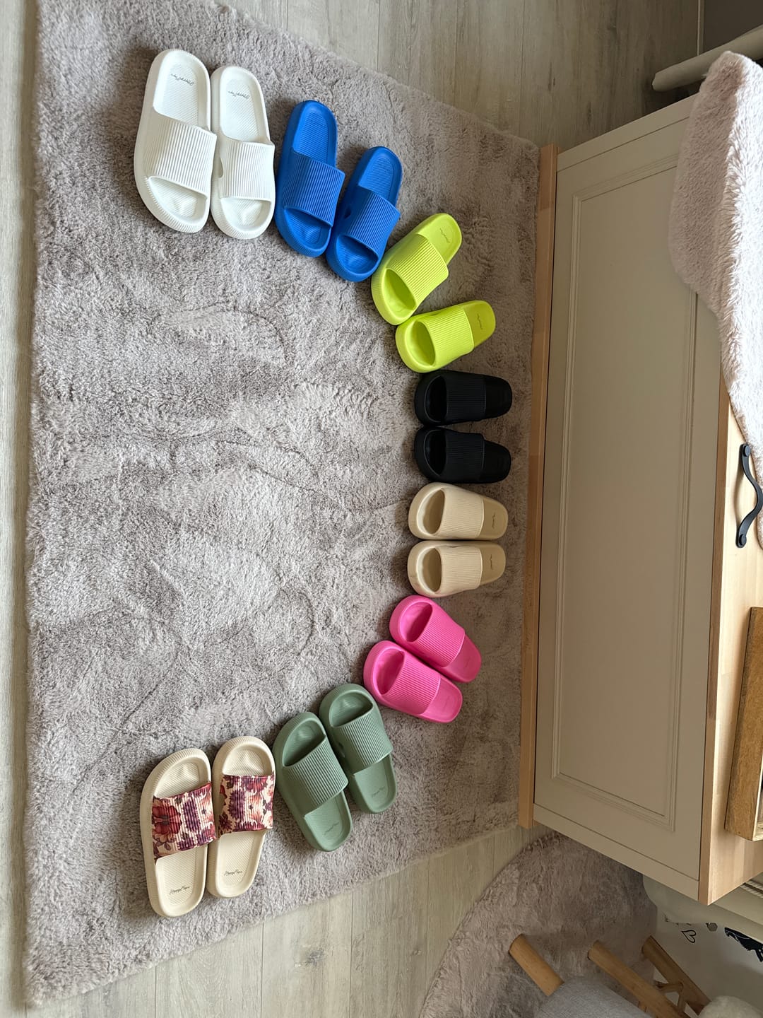 Customer photo review of HappyFlops Original Drop 002