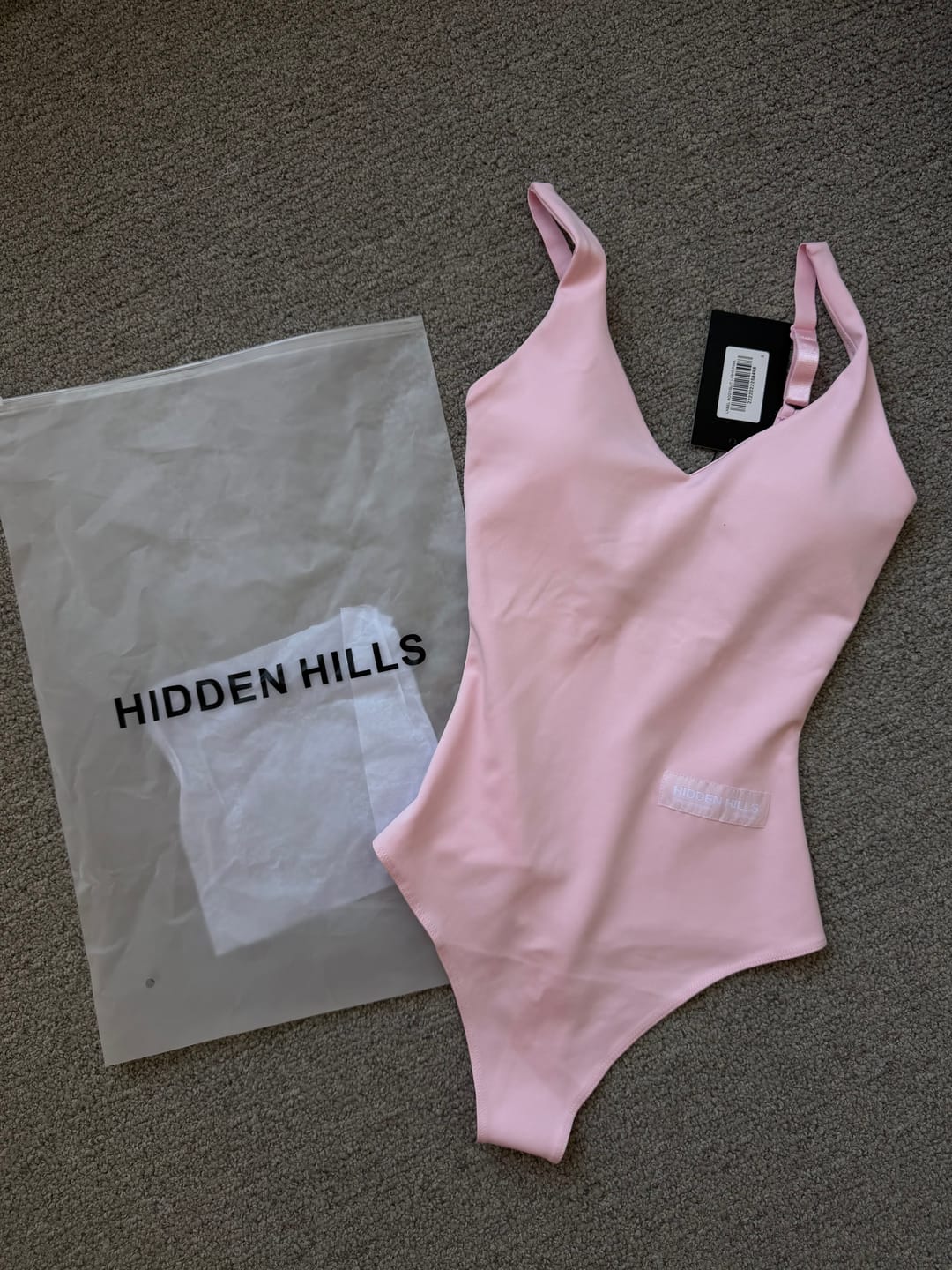 Customer photo review of LABEL BODYSUIT LIGHT PINK