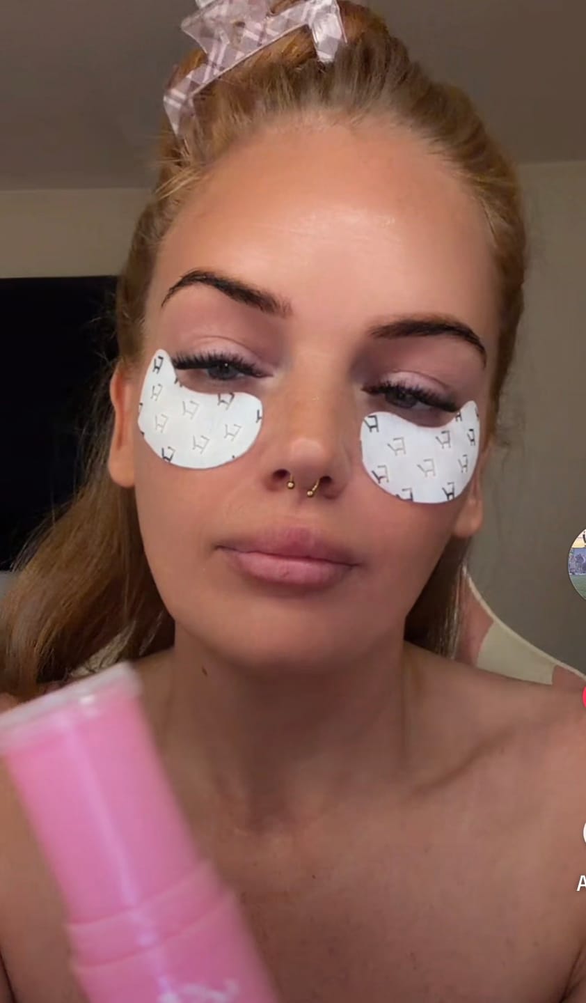 Customer photo review of Revital-Eyes Eye Patches (10 Pairs).