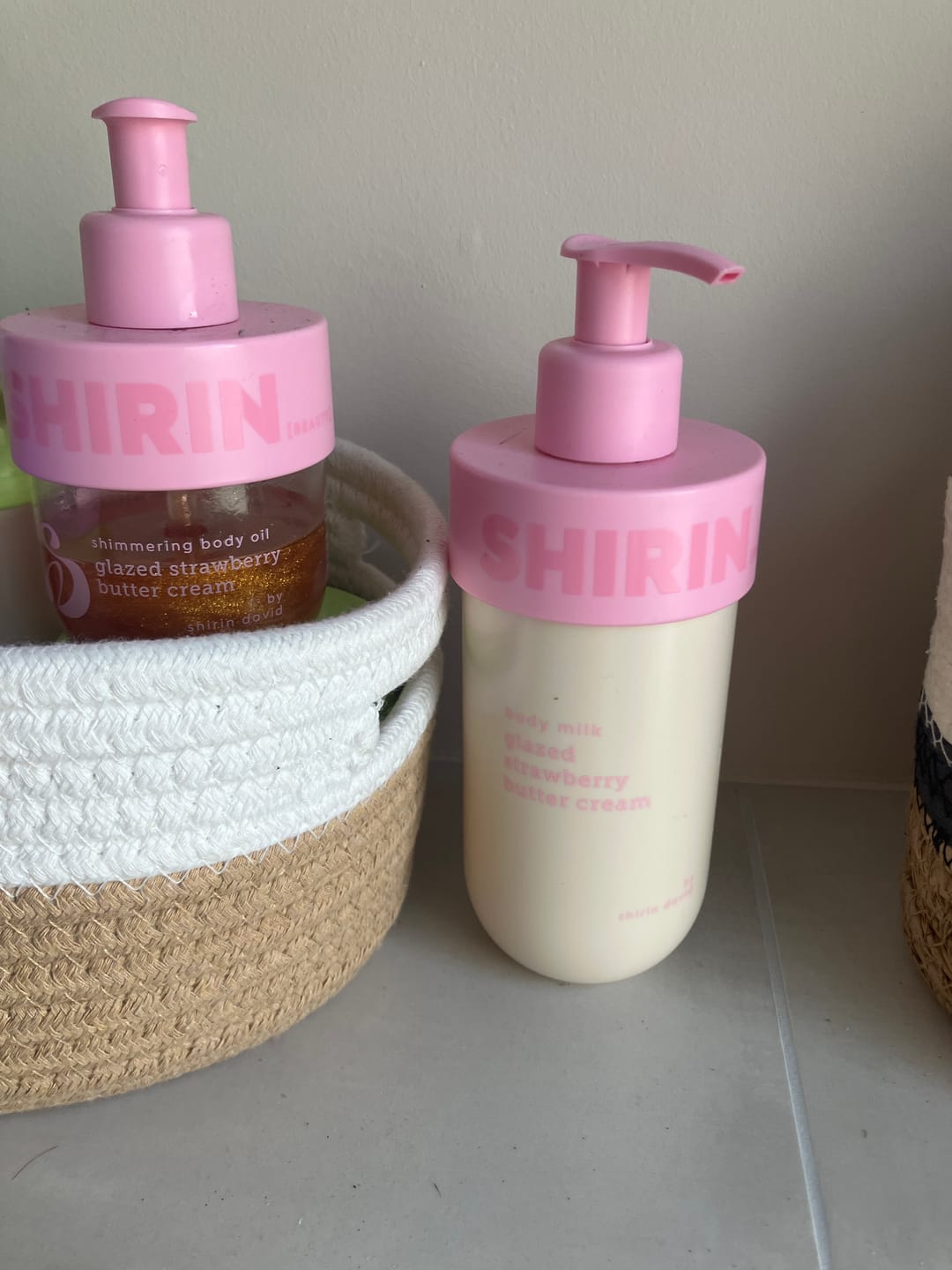 Customer photo review of Body Milk Glazed Strawberry Butter Cream