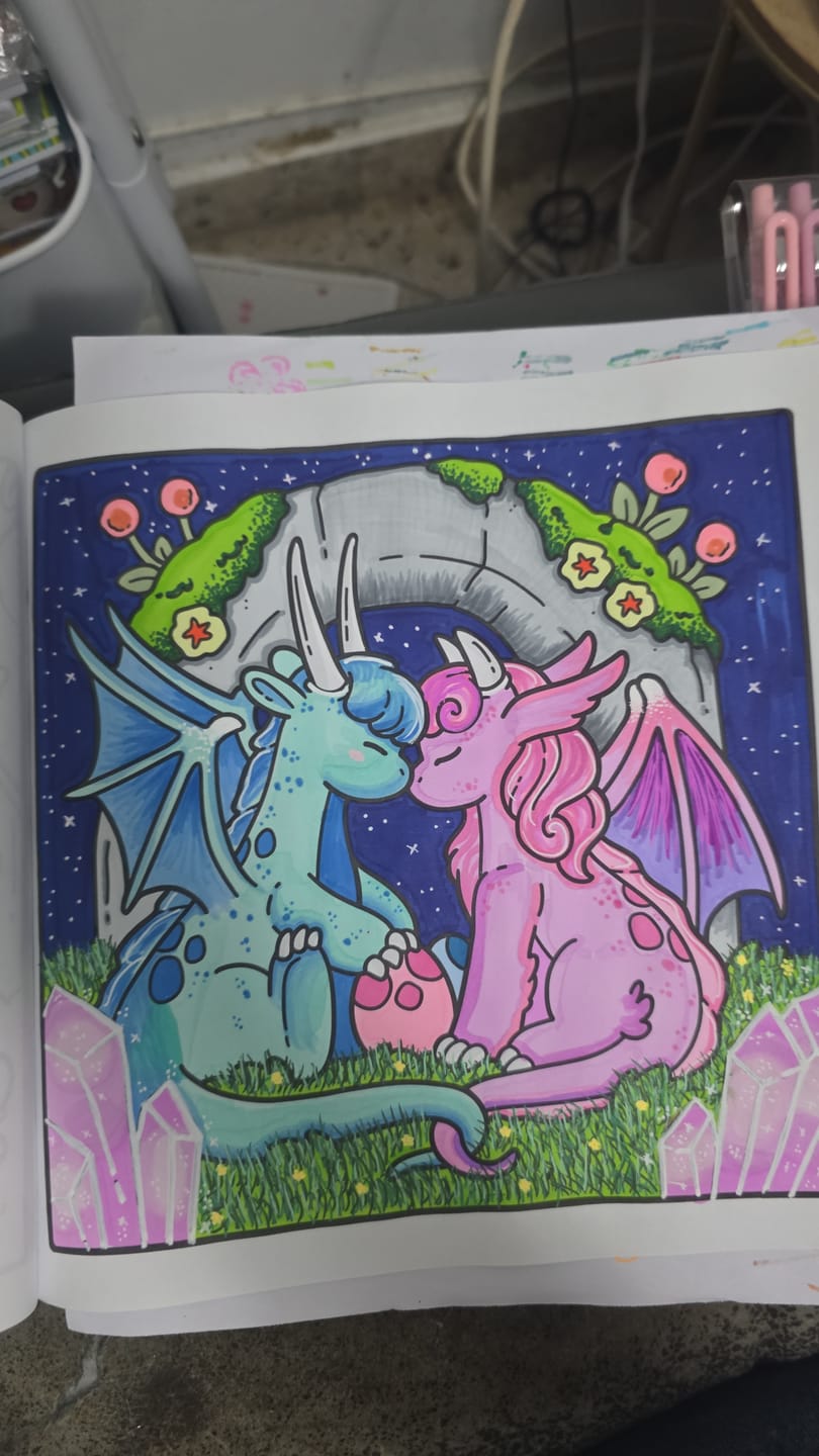 Customer photo review of Ohuhu Honolulu 168 Colors Dual Tips Alcohol Art Markers (New Color Codes)