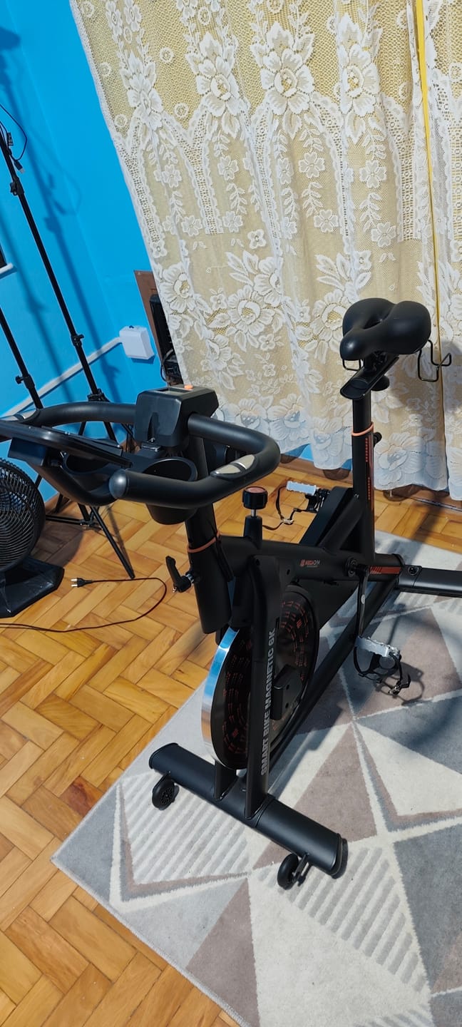 Customer photo review of Bike Spinning Smart Magnetic 6K | Resistência Magnética Potente | Banco Ultra Soft | Suporta 160 Kg