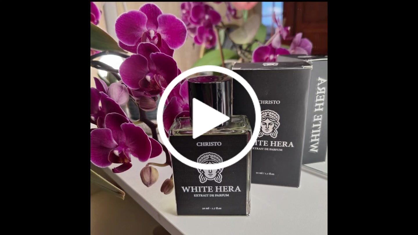 Customer video review of WHITE HERA - Damen Parfum