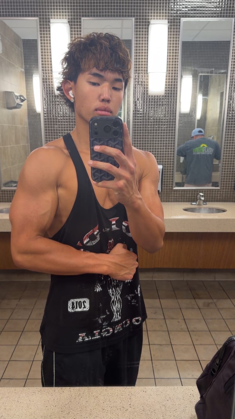Customer photo review of 3062 - Gold's Glitch Stringers